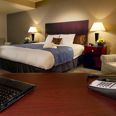 Nichols Village Hotel And Spa Clarks Summit エクステリア 写真